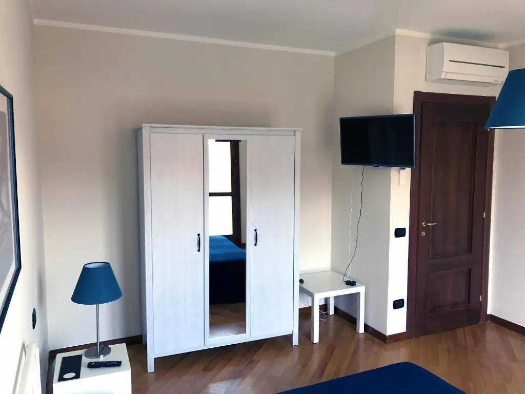Bed & Breakfast Cytrus Rooms Marina di Massa Italy