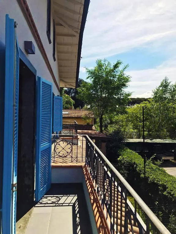 Cytrus Rooms Marina di Massa Italy