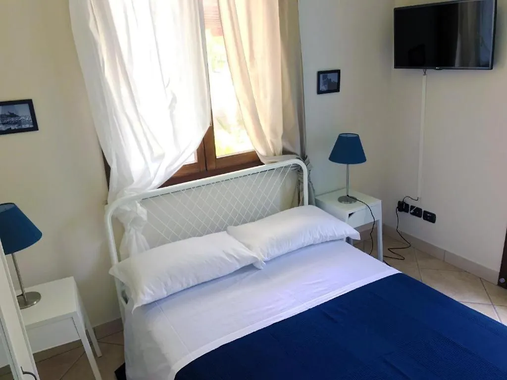 Cytrus Rooms Marina di Massa Frühstückspension
