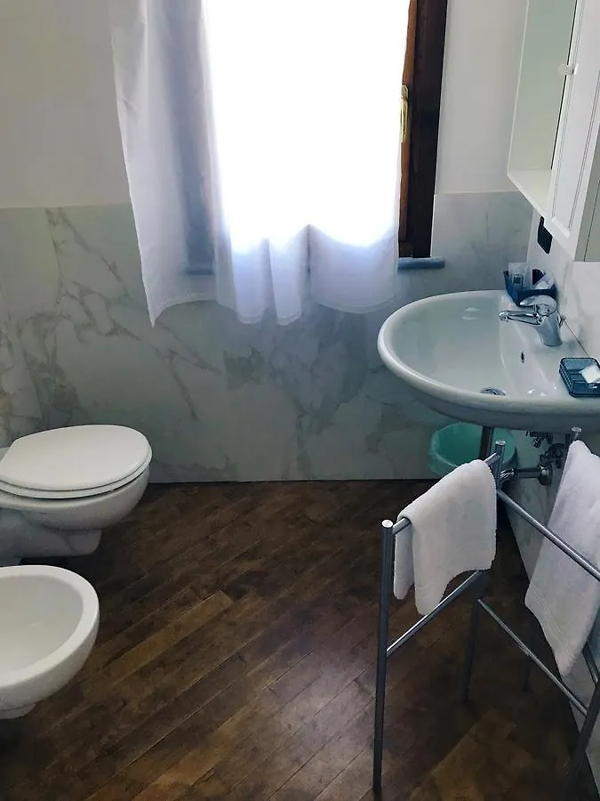 Cytrus Rooms Marina di Massa Frühstückspension