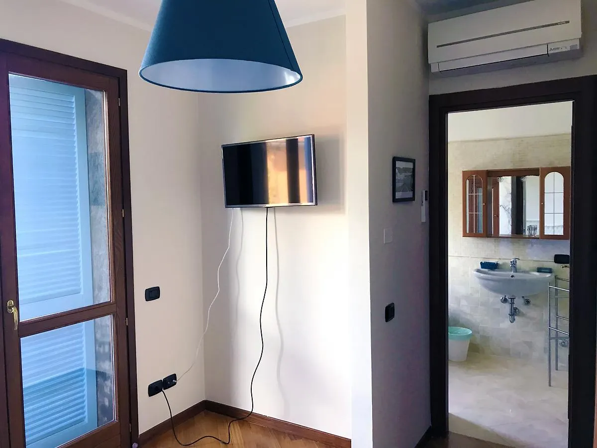Cytrus Rooms Marina di Massa 0*,  Italien